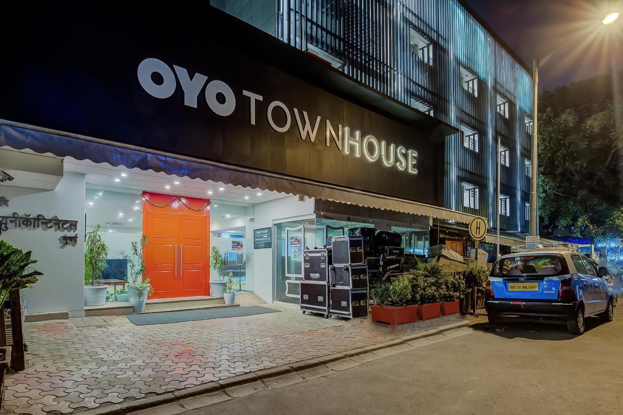 Vaccinated Staff- Oyo Townhouse 105 Khar West Station Hotel Mumbai Exterior photo